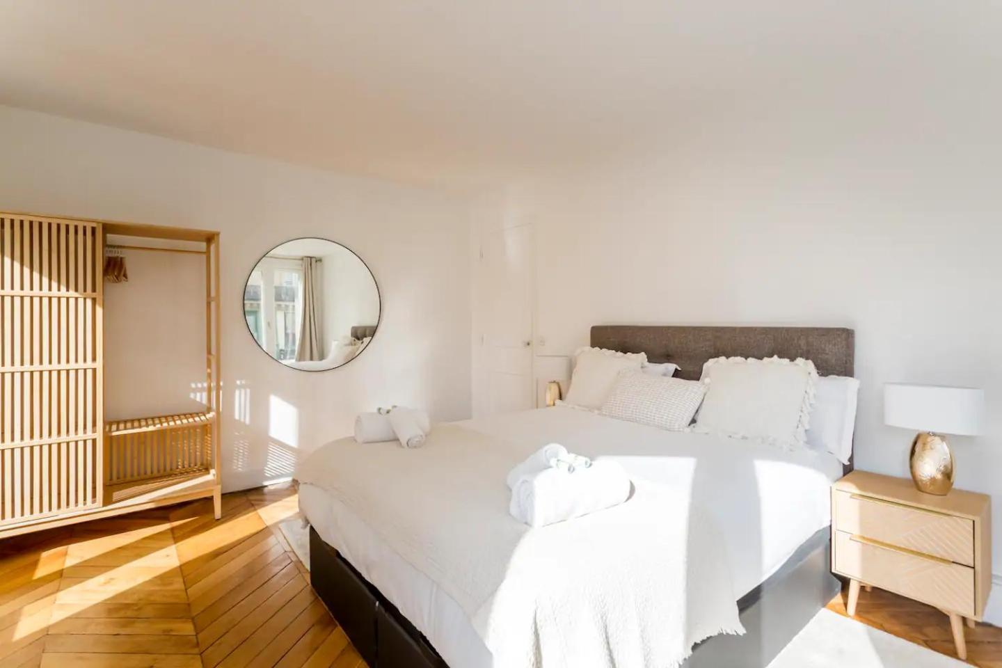 8P - 3Br Le Marais Spacious - Central - Historic Apt Paris Exterior photo